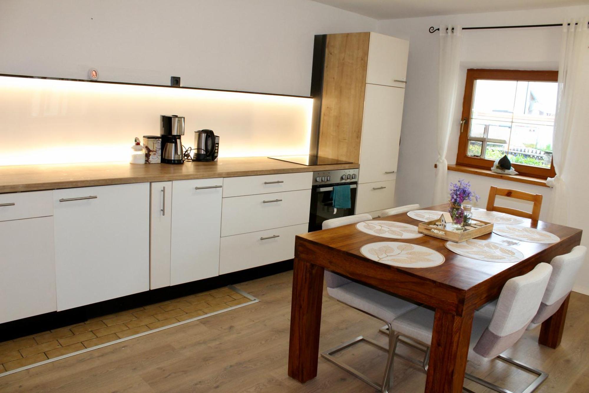 Ferienhaus Mit Garten Fuer Bis Zu 6 Personen Rosenheim Exterior foto