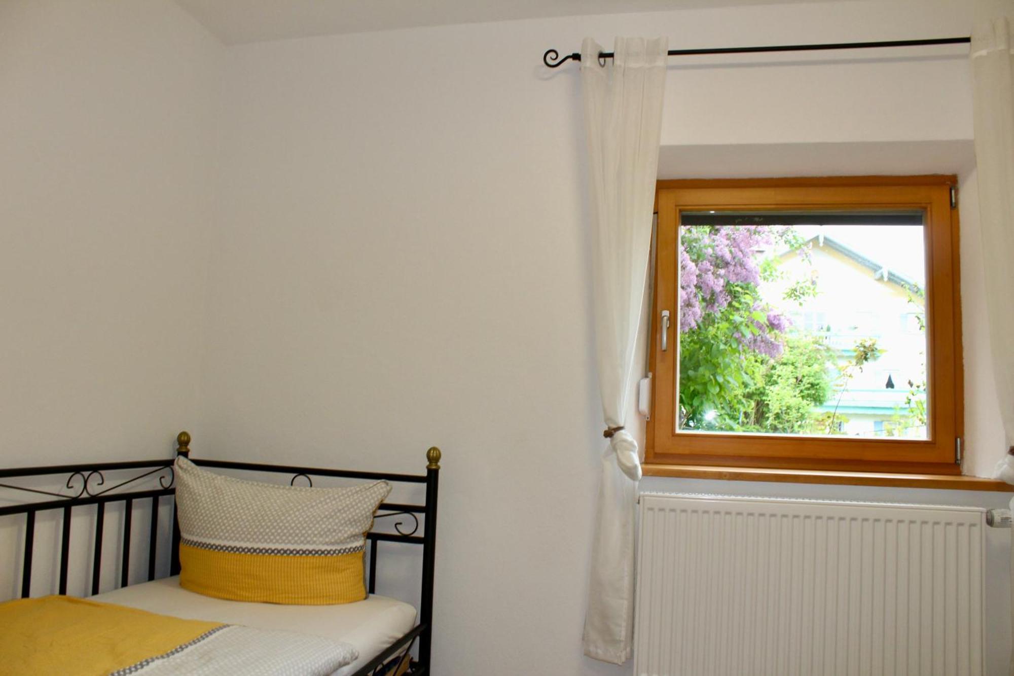Ferienhaus Mit Garten Fuer Bis Zu 6 Personen Rosenheim Exterior foto